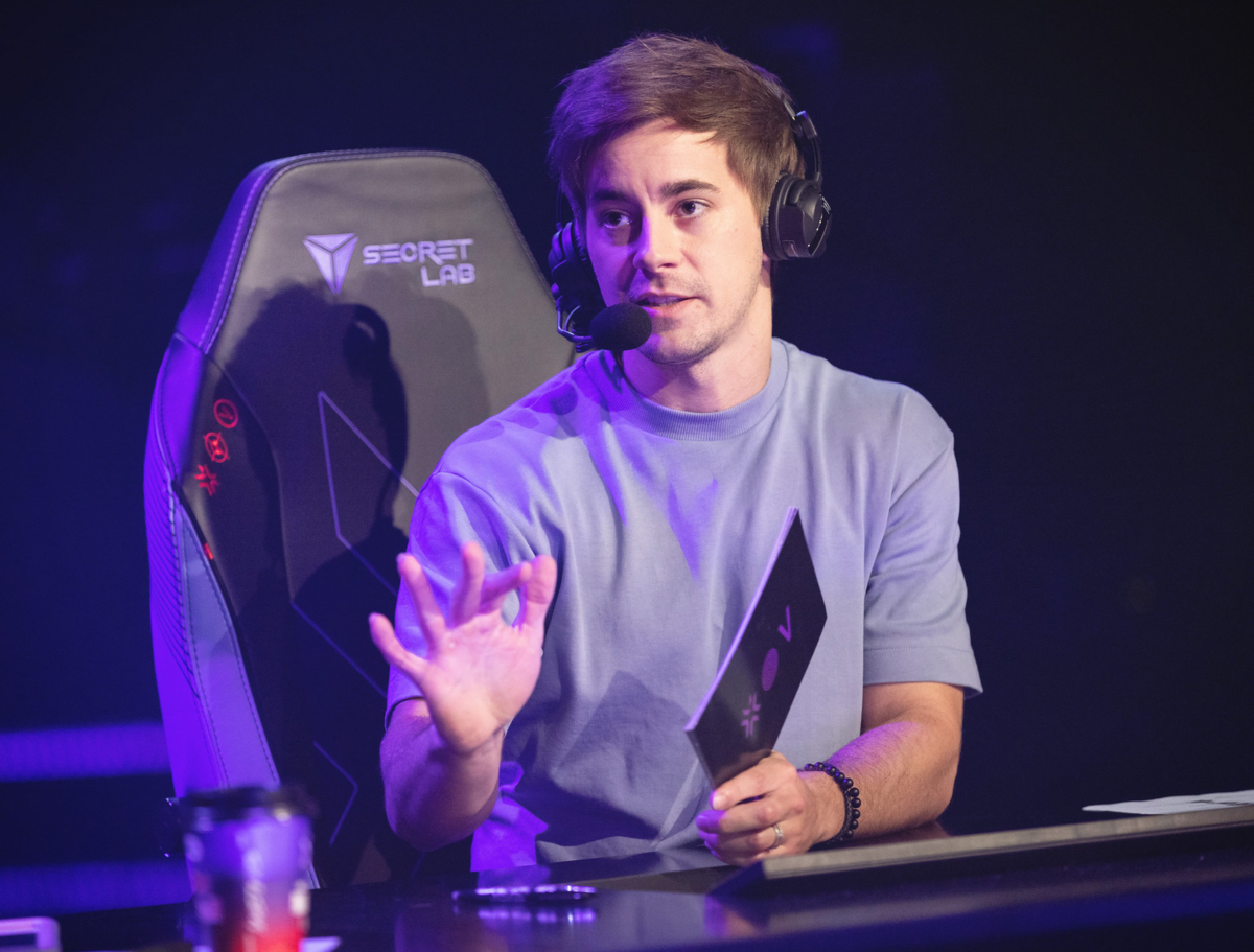 Caster comenta sobre retorno de pANcada para a LOUD