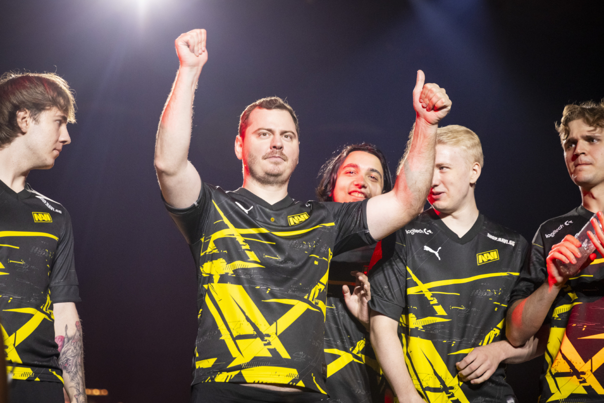 A NAVI foi penalizada com a perda de um timeout após jogador utilizar snus durante a partida