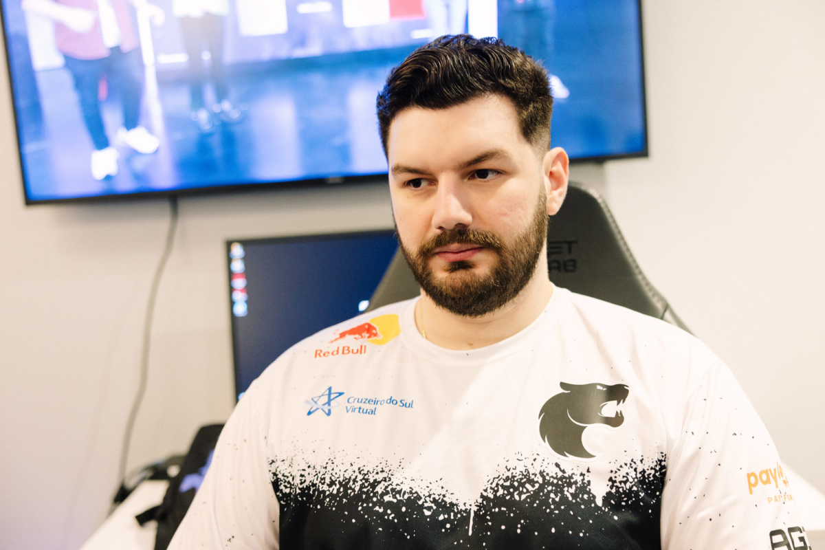 Carlos "Carlão" Mohn