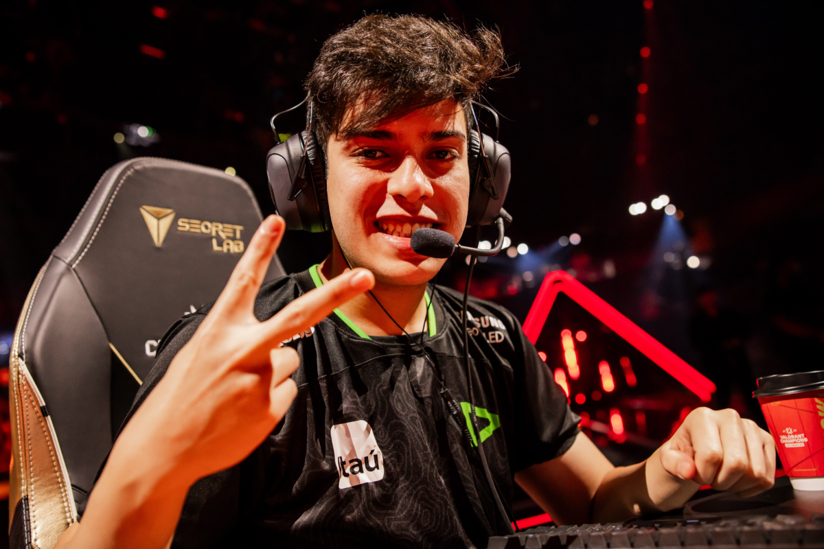 Less e Tuyz ficaram entre os cinco melhores clutchers do Champions 2023