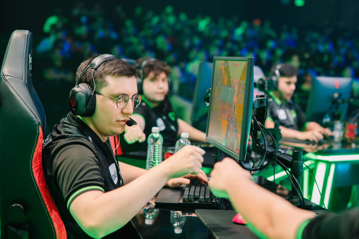 Saadhak vs Leviatán kickoff Americas