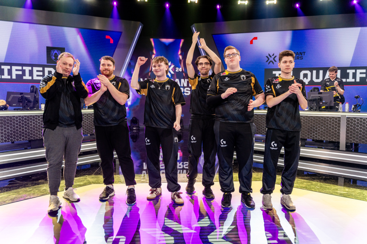 Team Heretics Kickoff EMEA 2024