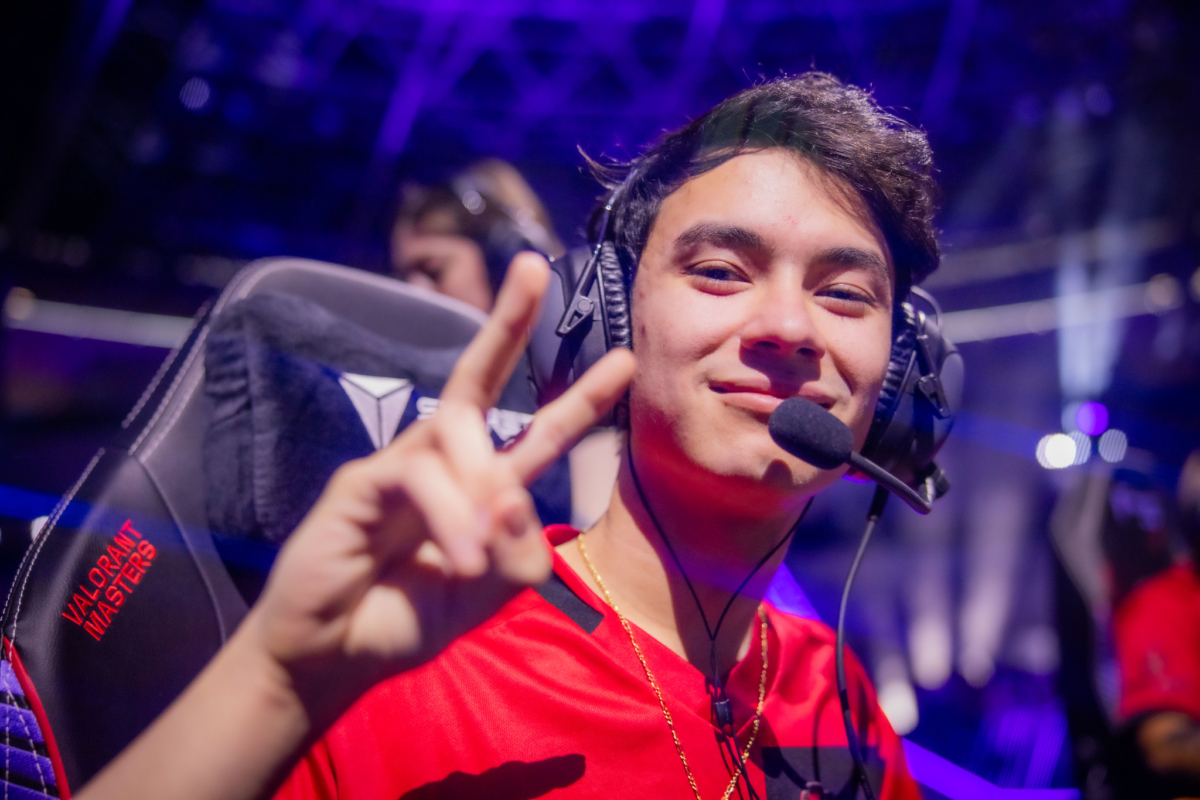 Zekken, da Sentinels, apresenta mecânica bizarra com a Neon