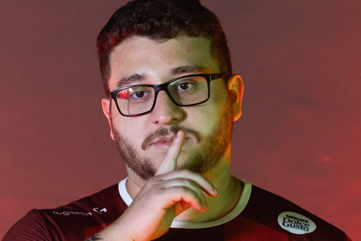 Napz falou sobre possível uso de Clove no VCB 2024 / napz liquid