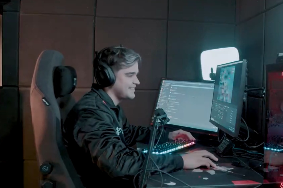 XAROLA participa de live beneficente da FURIA em prol de atingidos pelas inundações no RS