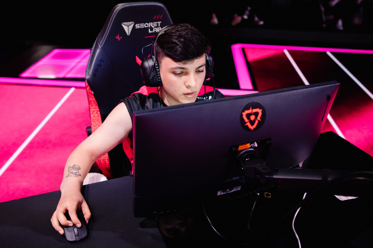 Heat e Keznit, da KRÜ, formam uma das melhores duplas do VCT Américas