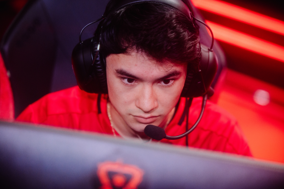 Zekken cita aspas e afirma que não se considera o melhor jogador de VALORANT no mundo