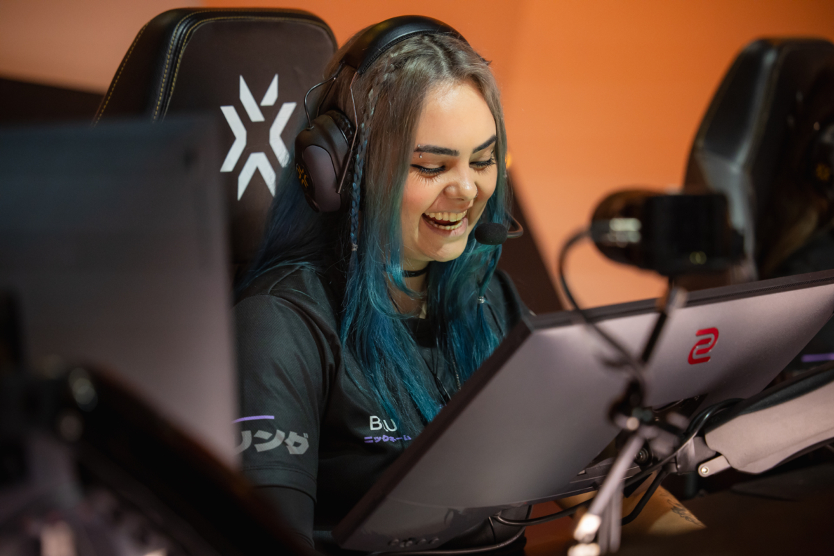 Natasha05 e blu serão os novos reforços da LOUD GC