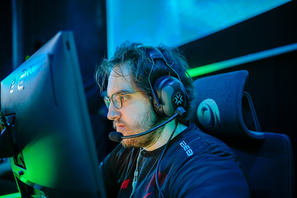 banimento agentes yay bleed