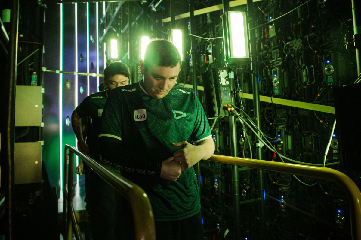 Jogadores da LOUD lamentam eliminação no VCT Americas