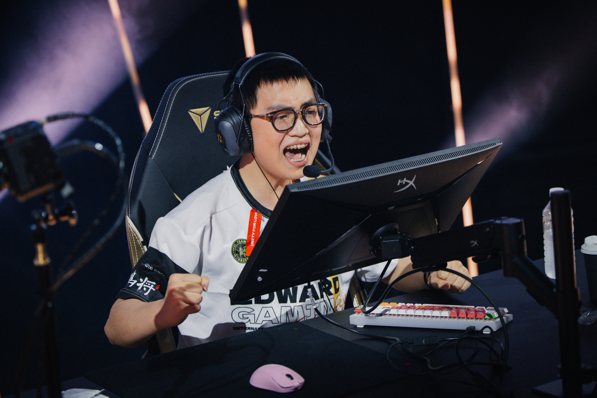 Zheng "ZmjjKK" Yongkang of EDward Gaming reacts on stage at VALORANT Champions Seoul