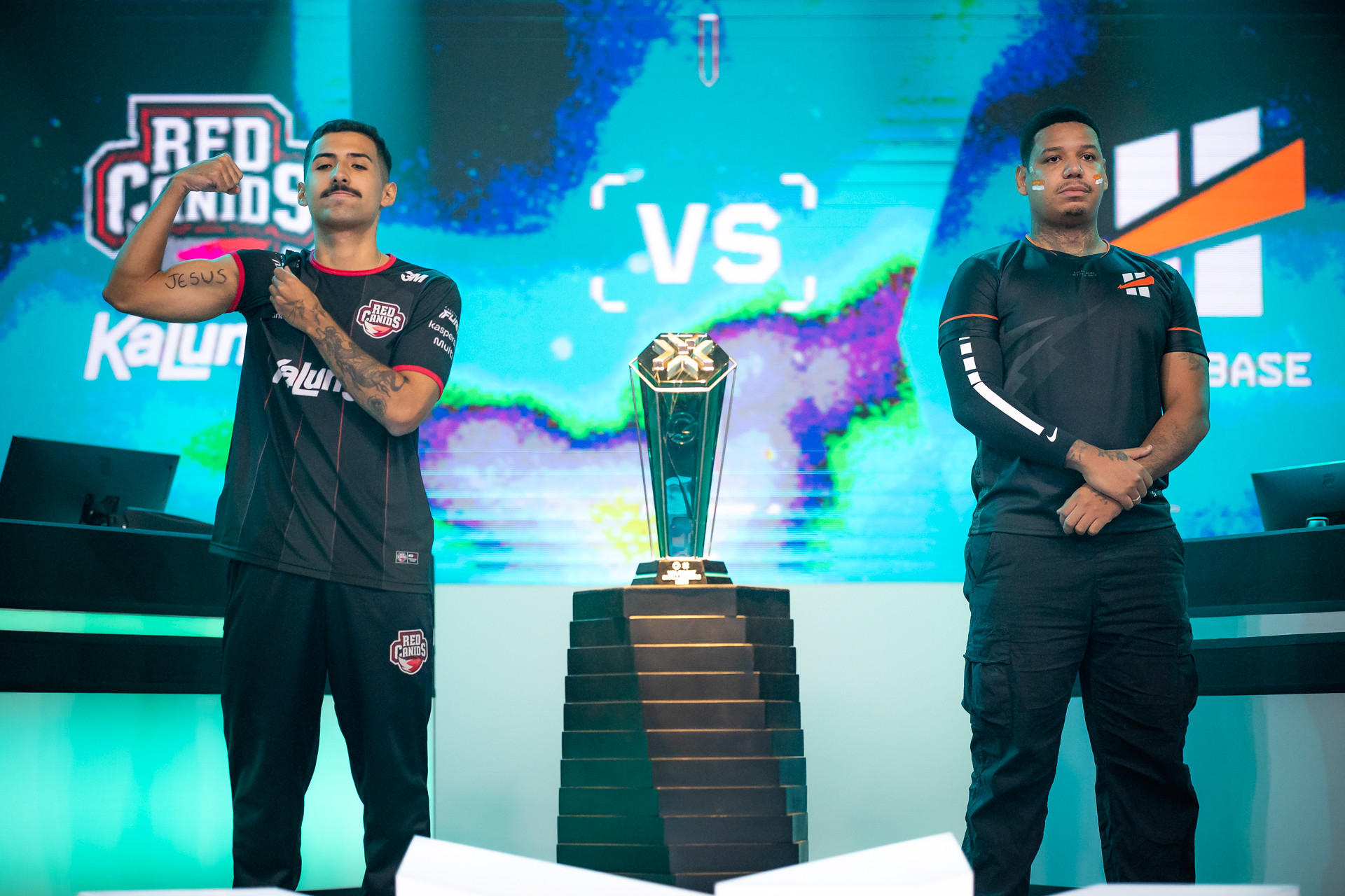 RED Canids, Hero Base final vcb