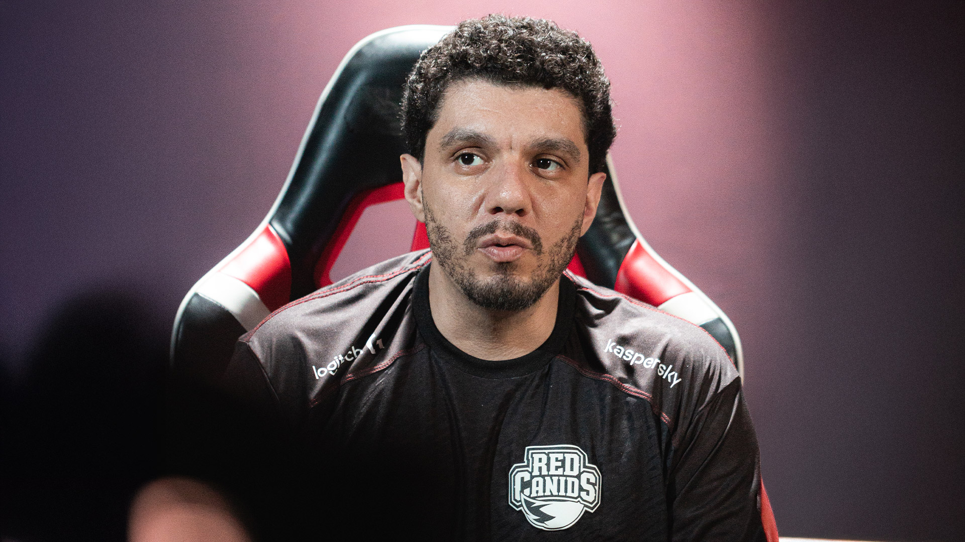 Shaw treinador red canids