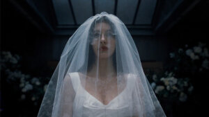 Algo Horrível Vai Acontecer / Something Very Bad Is Going to Happen