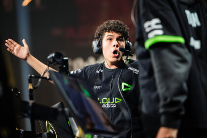 erde of LOUD competes onstage during VALORANT Champions Shanghai
