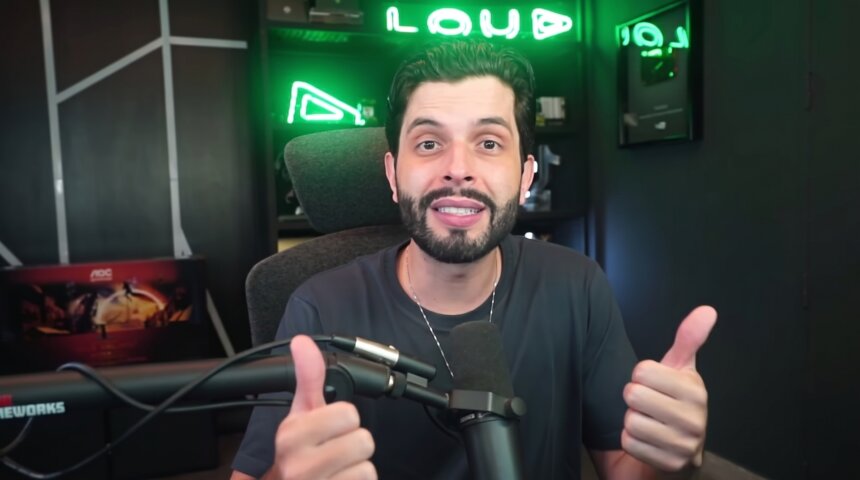 PlayHard LOUD